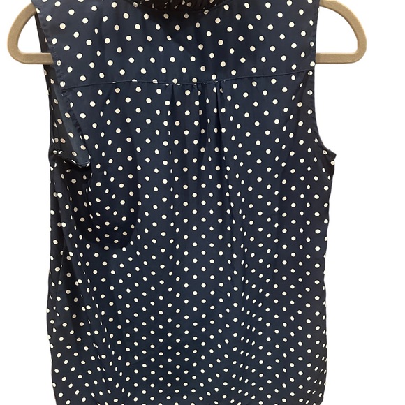 Sleeveless blouse size XS - Picture 2 of 4